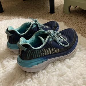 Women’s Bondi Hokas